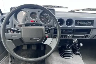 Toyota Land Cruiser, 4.0, 100 kW, дизель, механическая, полный привод