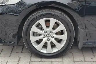 Toyota Camry, 2.5, 131 kW, hübriid, automaat, esivedu