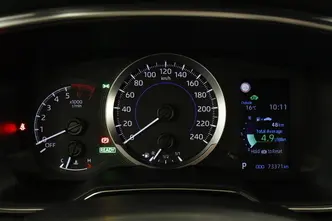 Toyota Corolla, 1.8, 72 kW, hybrid, automatic, front-wheel drive