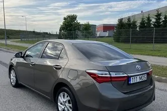 Toyota Corolla, 1.6, 97 kW, бензин, механическая, передний привод
