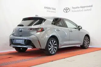 Toyota Corolla, 1.8, 72 kW, hybrid, automatic, front-wheel drive