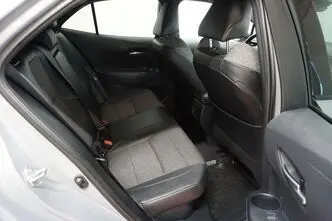 Toyota Corolla, 1.8, 72 kW, hybrid, automatic, front-wheel drive