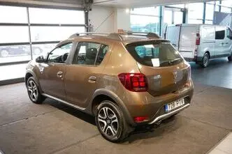 Dacia Sandero, 1.0, 74 kW, бензин, механическая, передний привод