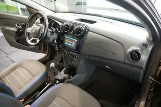 Dacia Sandero, 1.0, 74 kW, бензин, механическая, передний привод