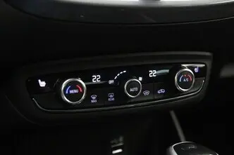 Opel Crossland X, 1.5, 88 kW, diesel, automatic, front-wheel drive