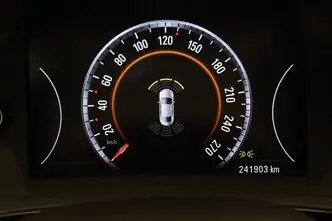 Opel Insignia, 1.6, 100 kW, дизель, механическая, передний привод