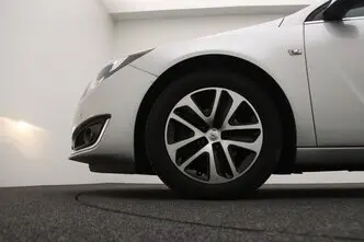 Opel Insignia, 1.6, 100 kW, дизель, механическая, передний привод