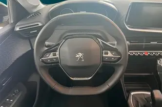 Peugeot 208, 1.2, 55 kW, бензин, механическая, передний привод