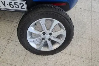 Kia Rio, 1.0, 73 kW, гибрид, механическая, передний привод