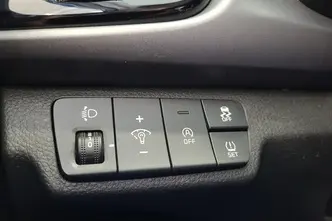 Kia Rio, 1.0, 73 kW, гибрид, механическая, передний привод