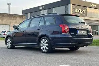Toyota Avensis, 2.0, 93 kW, дизель, механическая, передний привод