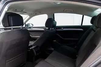 Volkswagen Passat, 1.4, 110 kW, bensiin, automaat, esivedu