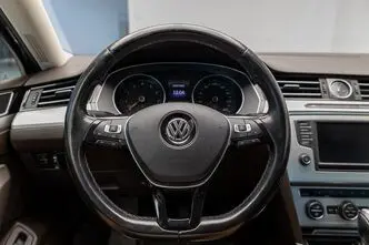 Volkswagen Passat, 1.4, 110 kW, bensiin, automaat, esivedu