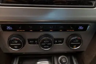 Volkswagen Passat, 1.4, 110 kW, bensiin, automaat, esivedu