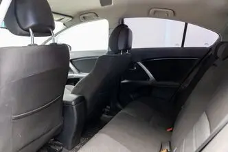Toyota Avensis, 1.8, 106 kW, бензин, механическая