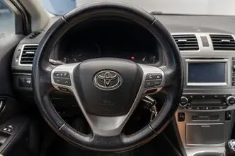 Toyota Avensis, 1.8, 106 kW, бензин, механическая