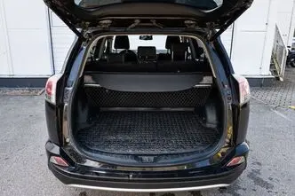 Toyota RAV4, 2.0, 112 kW, petrol, automatic, four-wheel drive