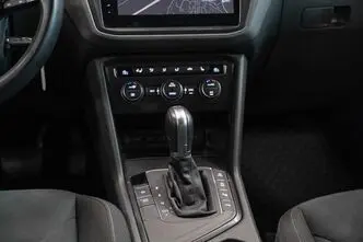 Volkswagen Tiguan, 2.0, 110 kW, diesel, automatic, front-wheel drive