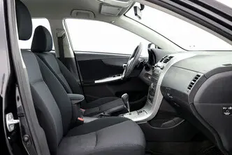 Toyota Corolla, 1.6, 131 kW, bensiin, automaat, esivedu