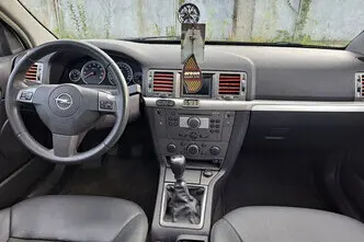 Opel Vectra, 2.2, 154 kW, petrol, manual, front-wheel drive