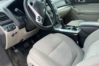 Ford Explorer, 3.5, 216 kW, petrol+lpg, automatic, front-wheel drive
