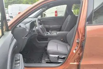 Lexus LBX, 1.5, 100 kW, hübriid, automaat, esivedu