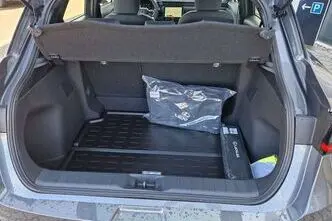 Lexus LBX, 1.5, 100 kW, hübriid, automaat
