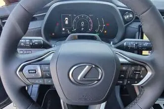 Lexus LBX, 1.5, 100 kW, hübriid, automaat
