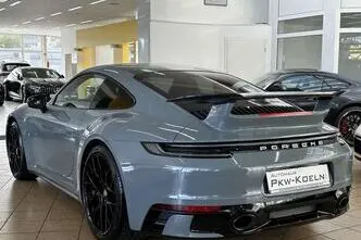 Porsche 911, 3.0, 331 kW, bensiin, automaat, nelikvedu