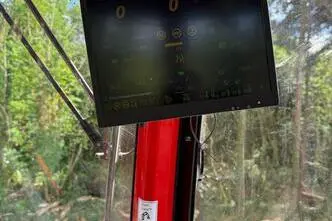 Komatsu 875