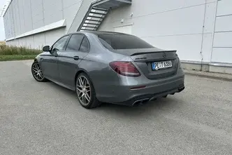 Mercedes-Benz AMG E 63 S, 4.0, 450 kW, бензин, автомат, полный привод