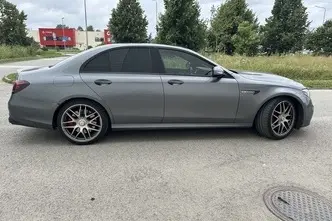 Mercedes-Benz AMG E 63 S, 4.0, 450 kW, бензин, автомат, полный привод