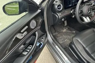 Mercedes-Benz AMG E 63 S, 4.0, 450 kW, бензин, автомат, полный привод