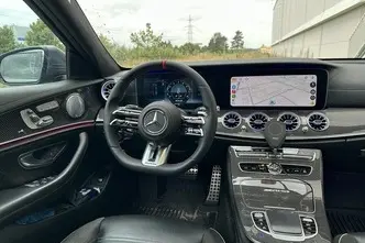 Mercedes-Benz AMG E 63 S, 4.0, 450 kW, бензин, автомат, полный привод