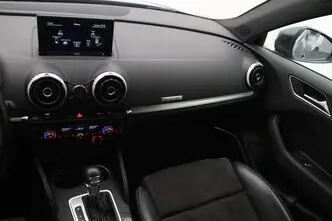 Audi A3, 1.4, 110 kW, подключаемый гибрид, автомат, передний привод
