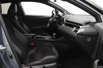 Toyota C-HR, 1.8, 90 kW, hybrid, automatic, front-wheel drive