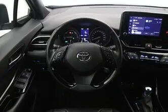 Toyota C-HR, 1.8, 90 kW, hybrid, automatic, front-wheel drive