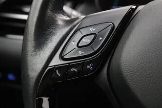 Toyota C-HR, 1.8, 90 kW, hybrid, automatic, front-wheel drive