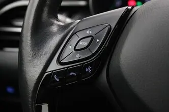 Toyota C-HR, 1.8, 90 kW, hybrid, automatic, front-wheel drive