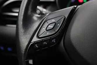 Toyota C-HR, 1.8, 90 kW, hybrid, automatic, front-wheel drive