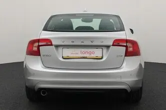 Volvo S60, 2.0, 110 kW, diesel, manual, front-wheel drive