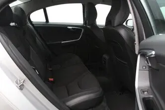 Volvo S60, 2.0, 110 kW, diesel, manual, front-wheel drive