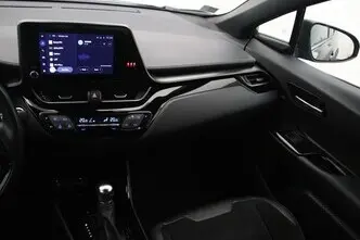 Toyota C-HR, 1.8, 90 kW, hybrid, automatic, front-wheel drive