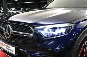 Mercedes-Benz GLC 300, 2.0, 190 kW, hybrid, automatic, four-wheel drive