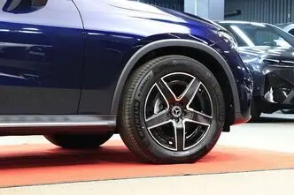 Mercedes-Benz GLC 300, 2.0, 190 kW, hybrid, automatic, four-wheel drive