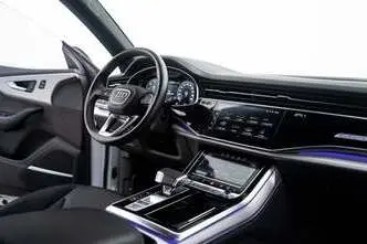 Audi Q8, 3.0, 210 kW, дизель, автомат, полный привод