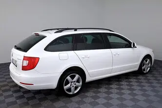 Škoda Superb, 1.4, 125 kW, бензин, механическая, передний привод