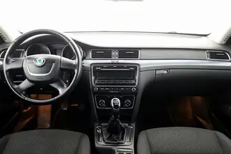 Škoda Superb, 1.4, 125 kW, бензин, механическая, передний привод
