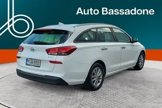 Hyundai i30, 1.4, 103 kW, bensiin, automaat, esivedu