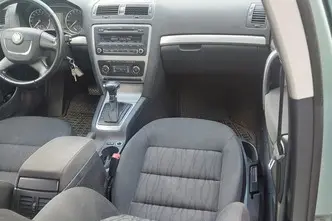 Škoda Octavia, 1.6, 77 kW, diisel, automaat, esivedu